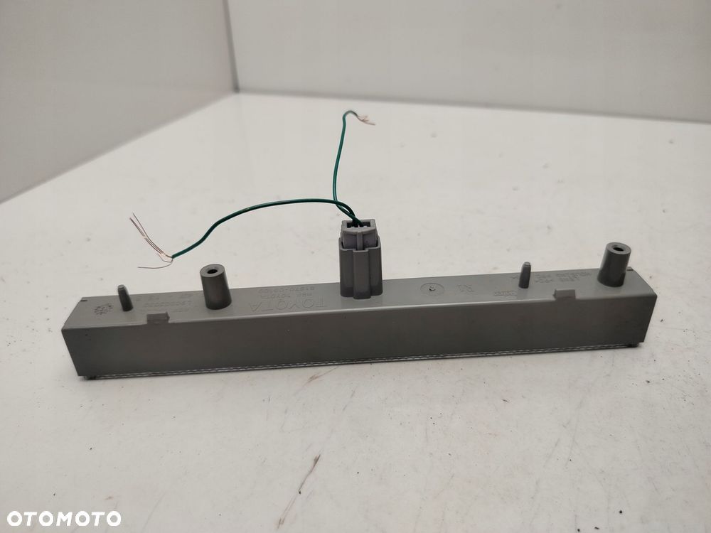 toyota verso lift 13r- trzecie światło stop stopu 81570-05100 - 5