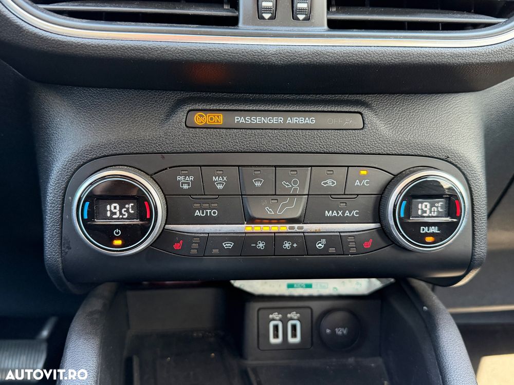 Ford Kuga 2.5 Duratec FHEV AWD Titanium - 12