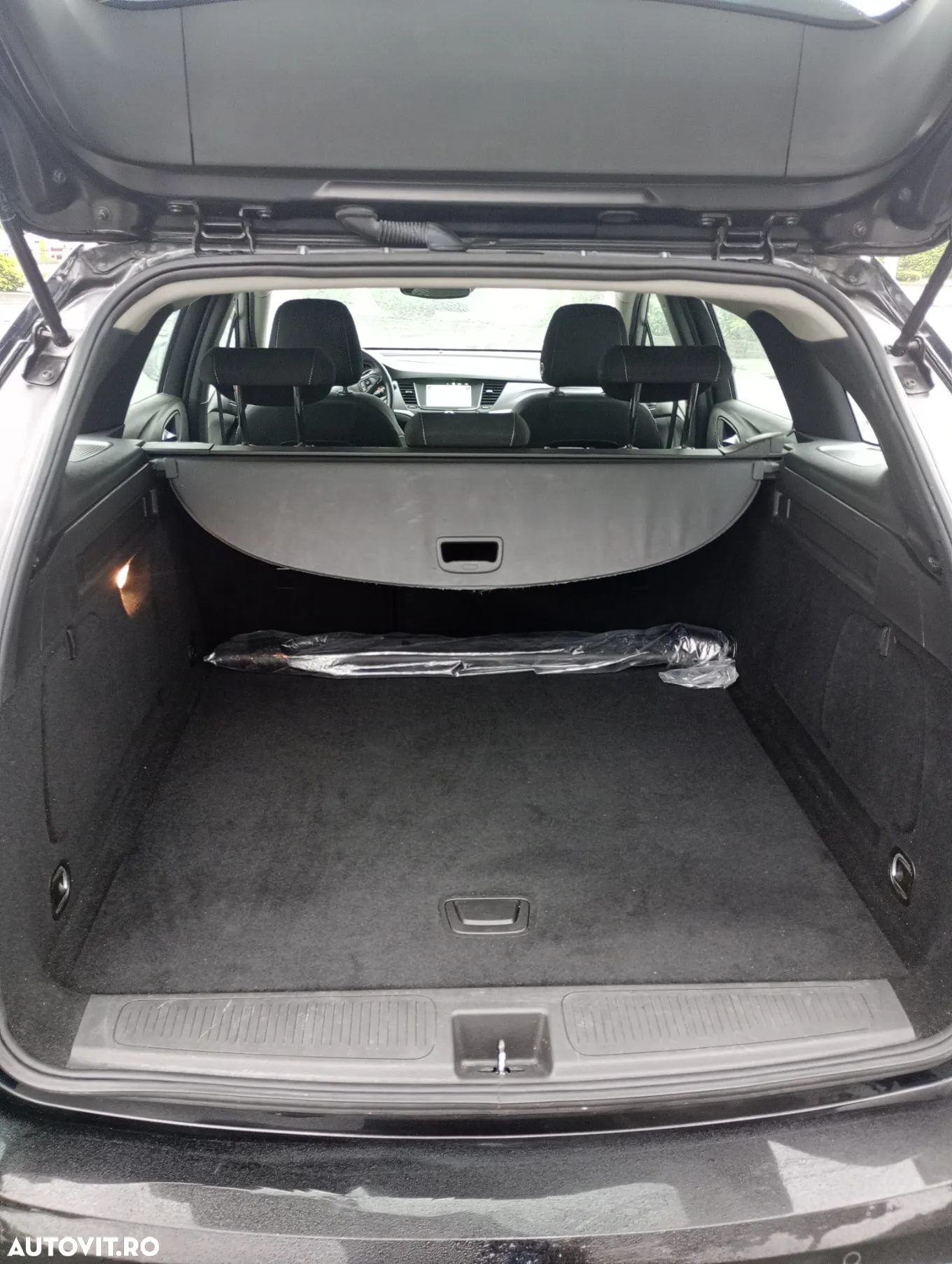 Opel Astra 1.2 Turbo Start/Stop Sports Tourer Business Edition - 9