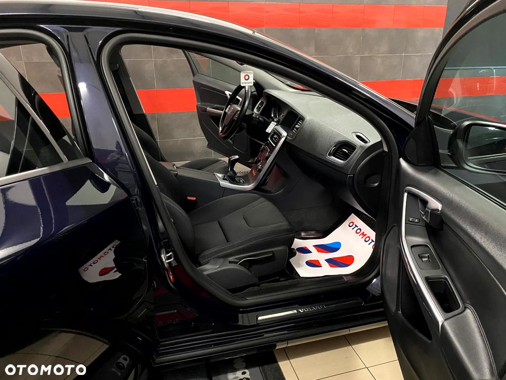 Volvo S60 D3 Momentum - 20