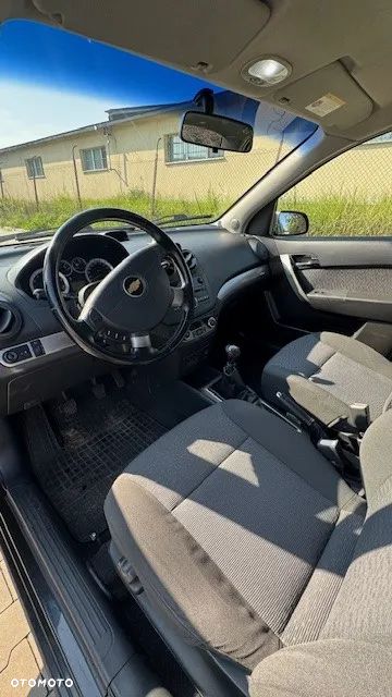 Chevrolet Aveo - 15