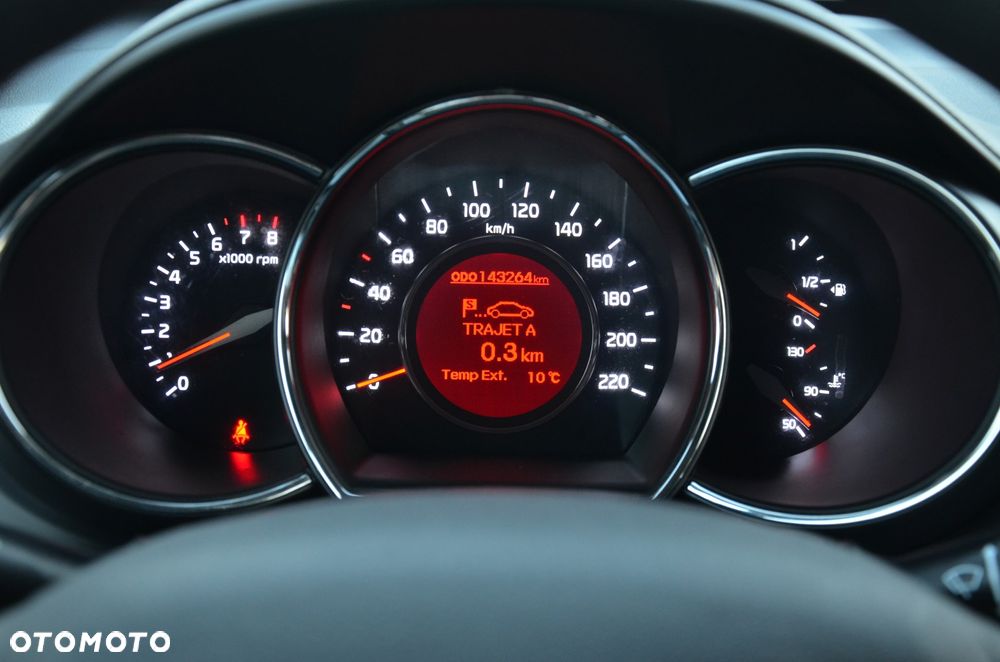 Kia Rio 1.2 Attract - 23