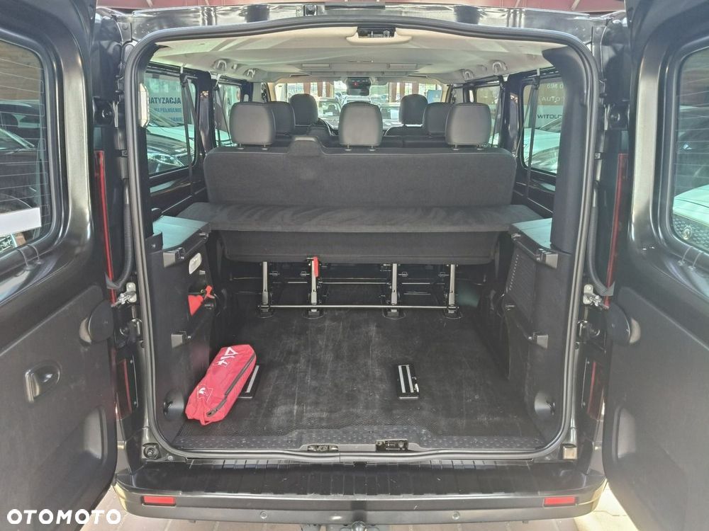 Renault Trafic - 15