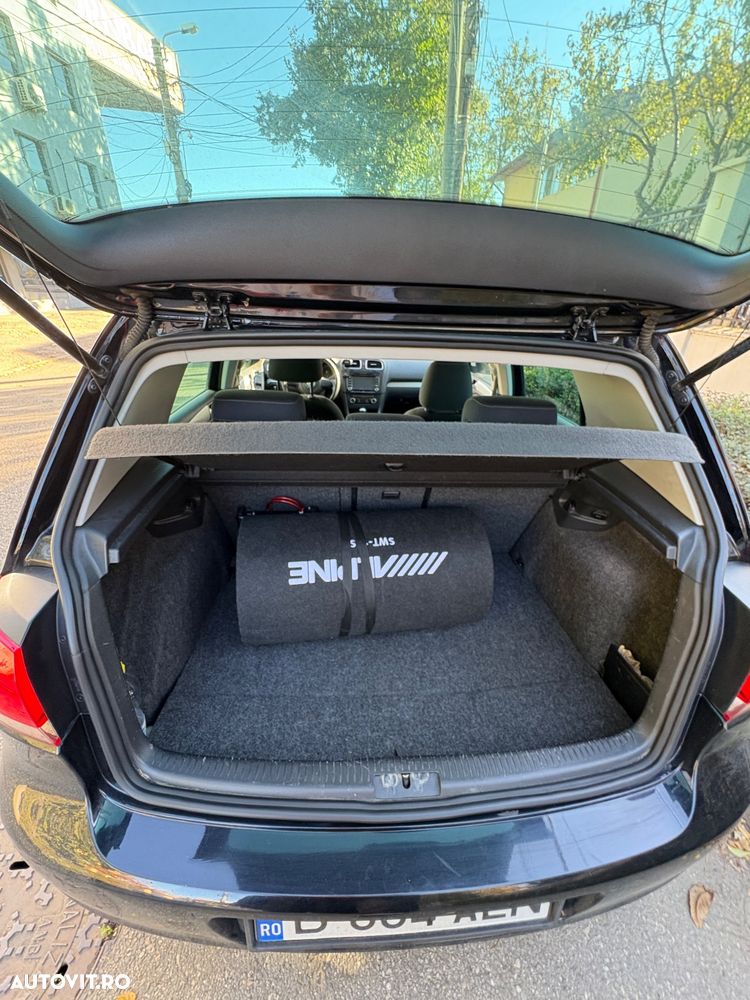 Volkswagen Golf - 18