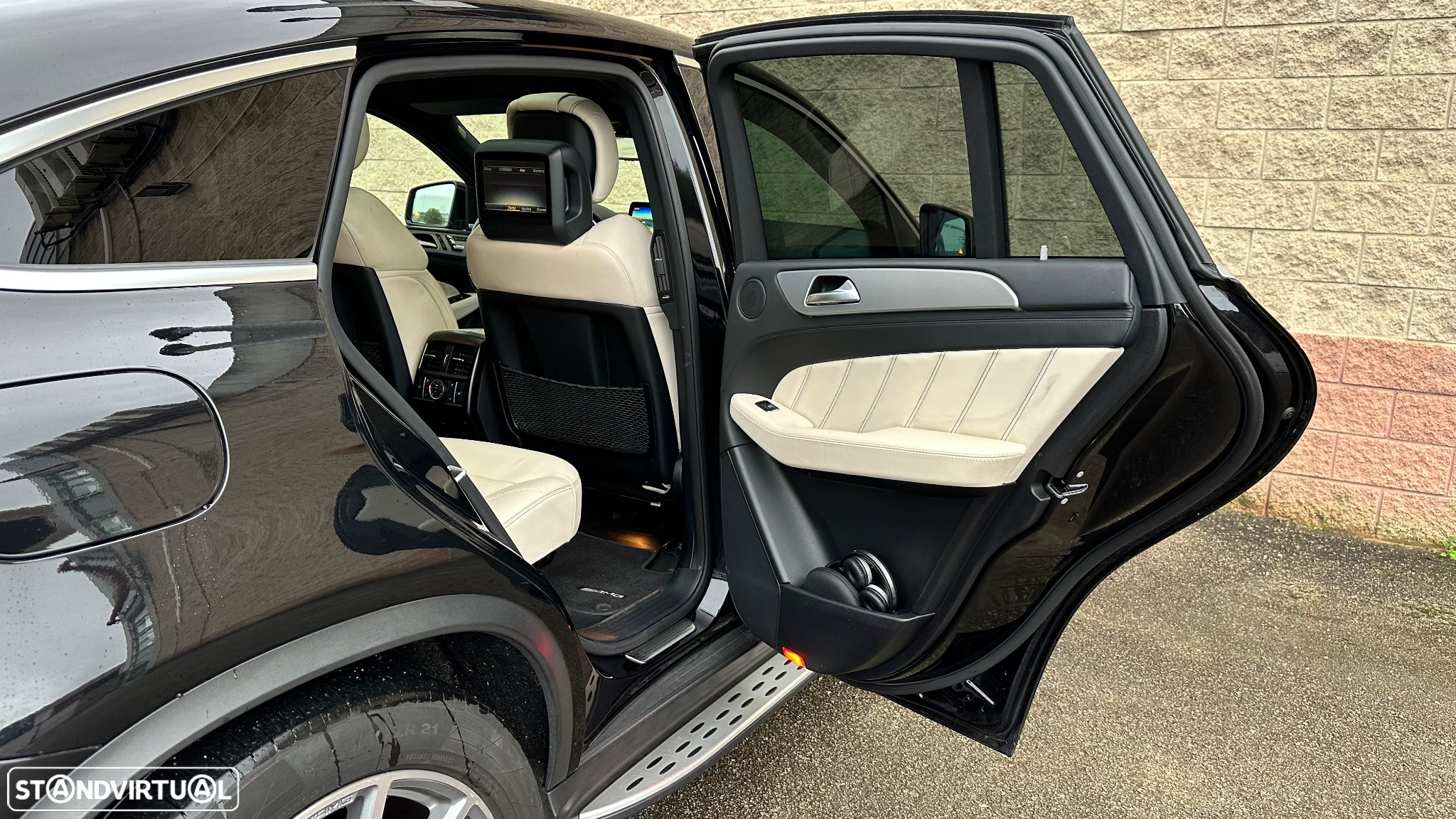 Mercedes-Benz GLE 63 AMG 4-Matic - 54