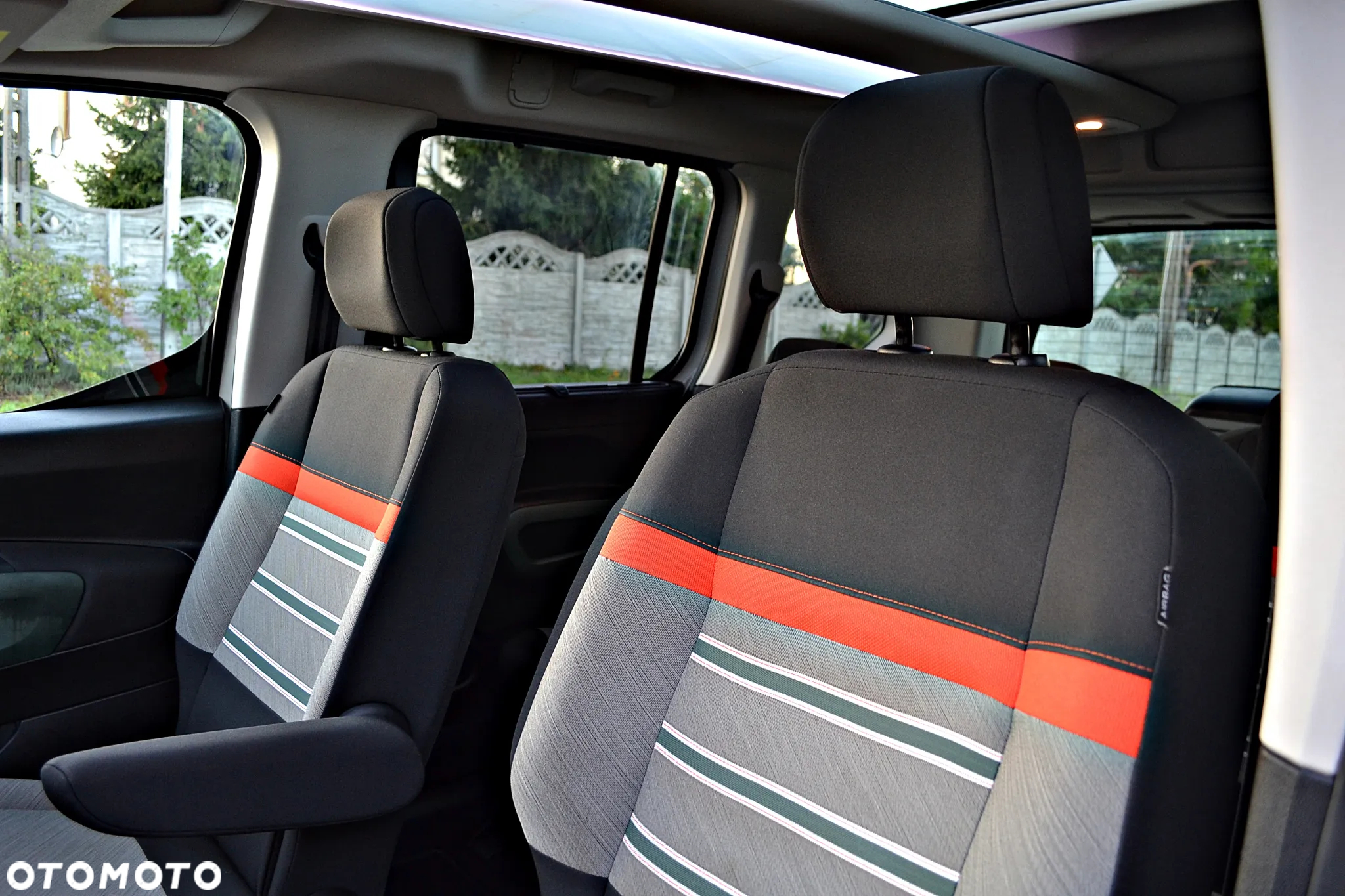Citroën Berlingo M BlueHDi 130 SHINE - 26