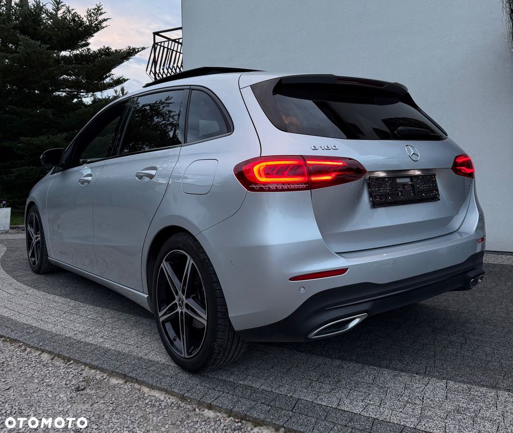 Mercedes-Benz Klasa B 180 7G-DCT Progressive Advanced - 16