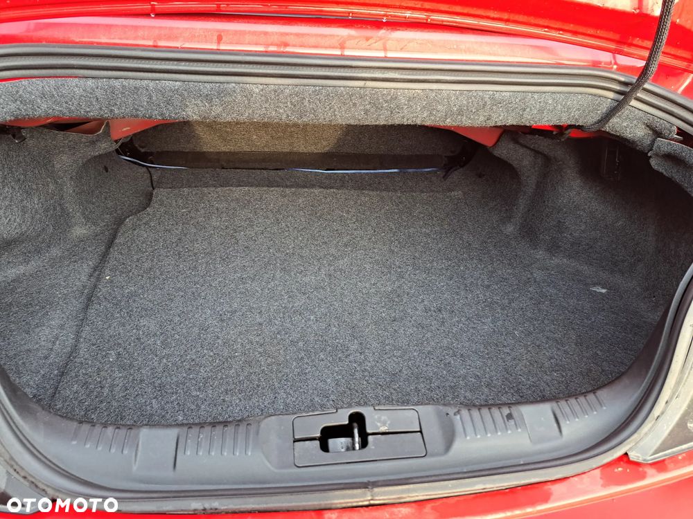 Ford Mustang 3.7 V6 - 21