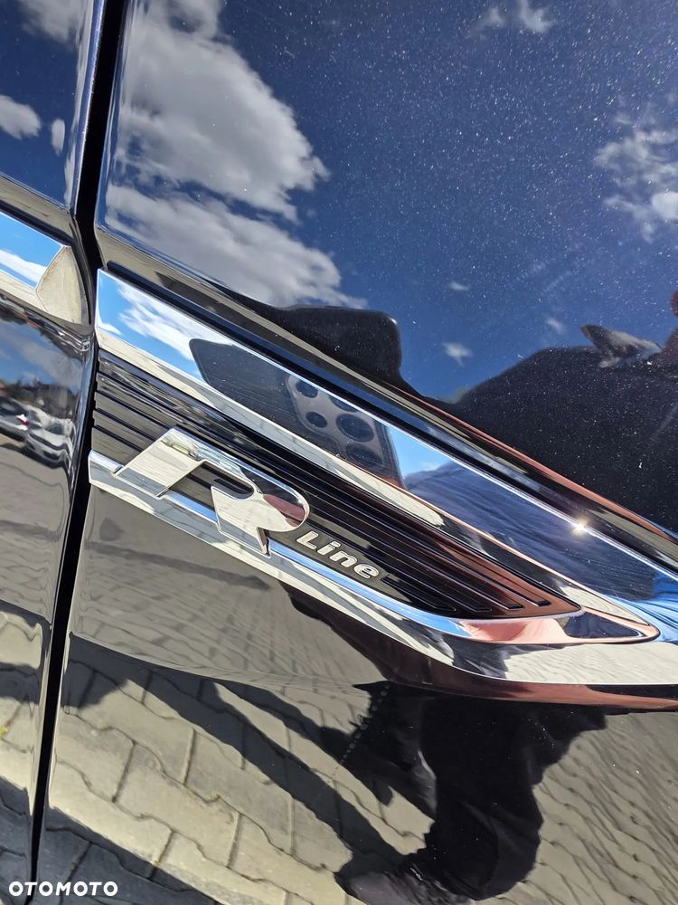 Volkswagen Tiguan 2.0 TDI SCR DSG R-Line - 12