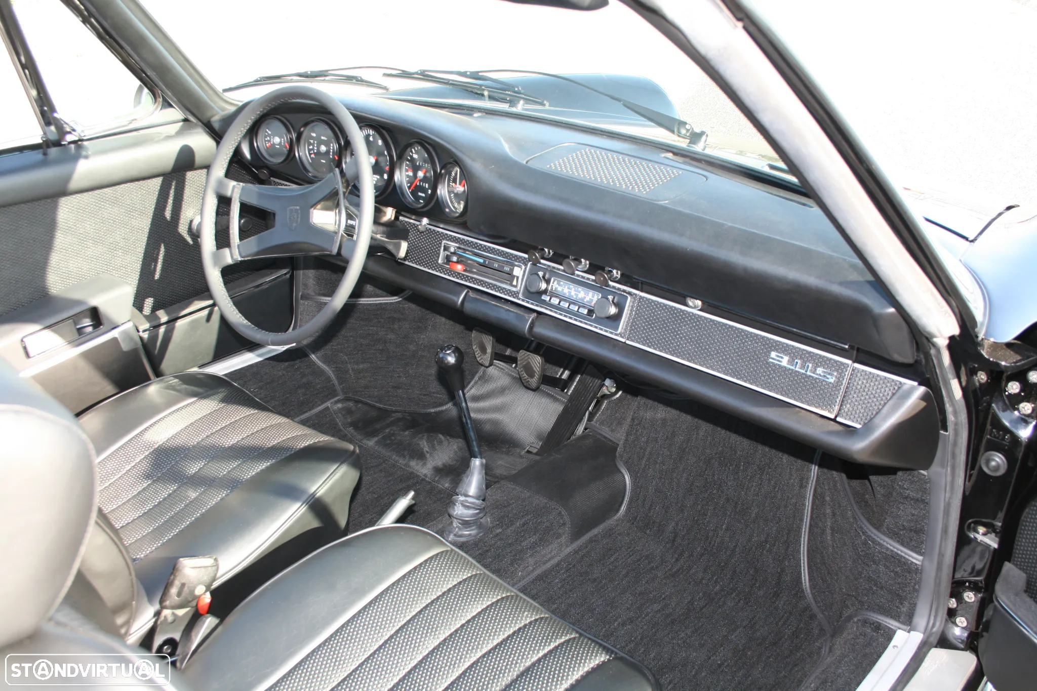 Porsche 911 Série F - 15