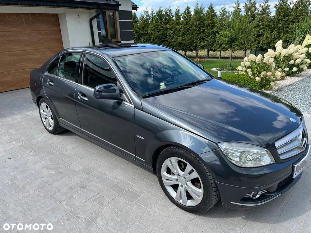 Mercedes-Benz Klasa C 220 CDI DPF Automatik Avantgarde - 17