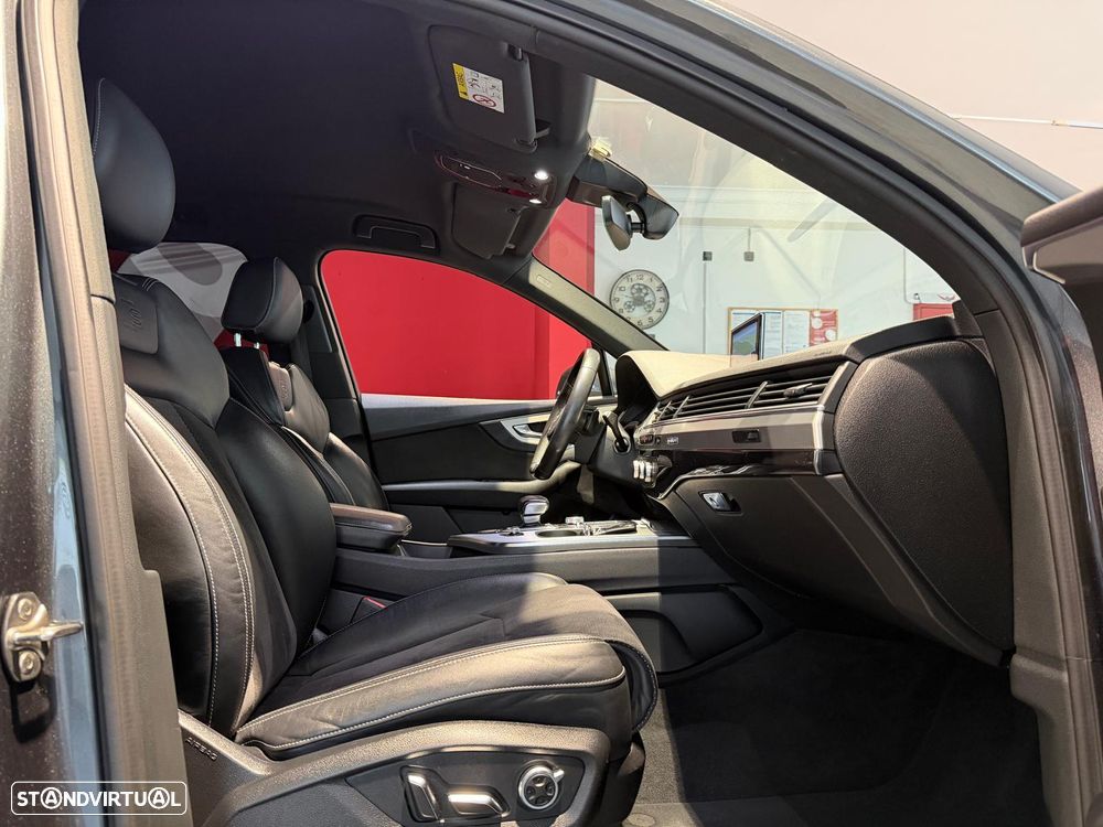 Audi Q7 3.0 TDI quattro S-line Tiptronic 7L - 10