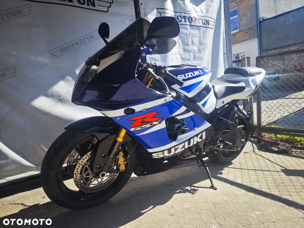Suzuki GSX-R - 6