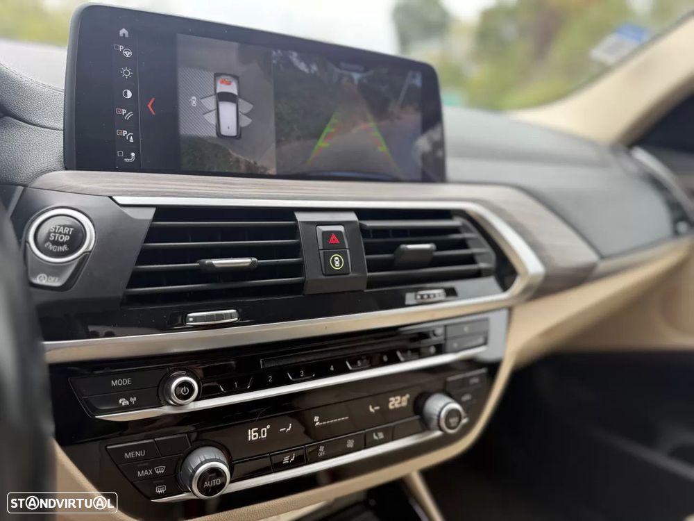 BMW X3 20 d xDrive Line Luxury - 21