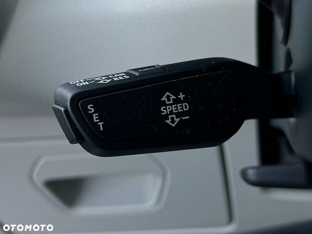 Audi A6 Avant 40 TDI S tronic - 25