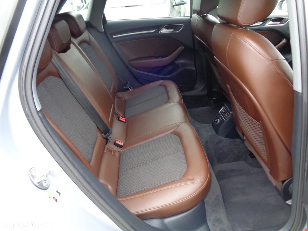 Audi A3 Sportback - 18