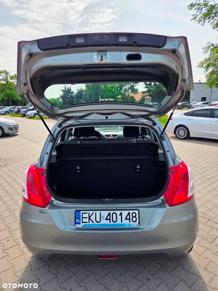 Suzuki Swift 1.2 Club - 12