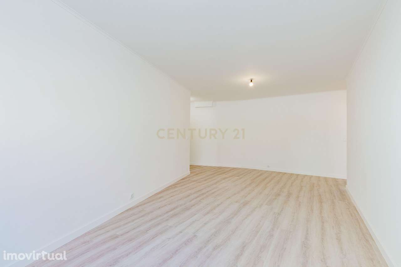 Apartamento T2 Lisboa com Garagem - Grande imagem: 2/28