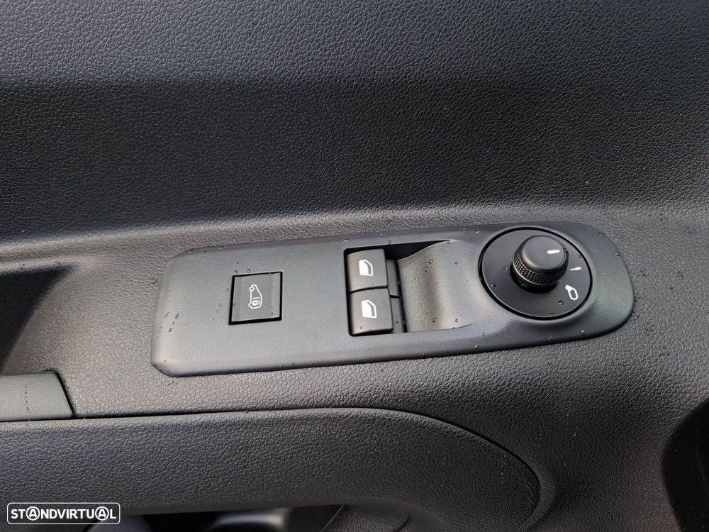Opel Combo - 19