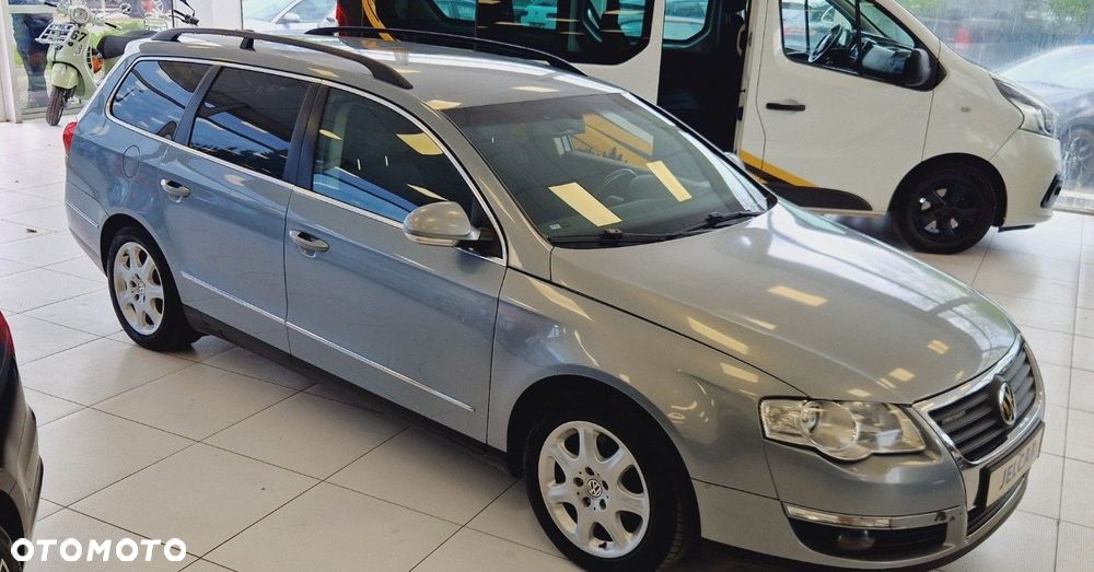 Volkswagen Passat - 4