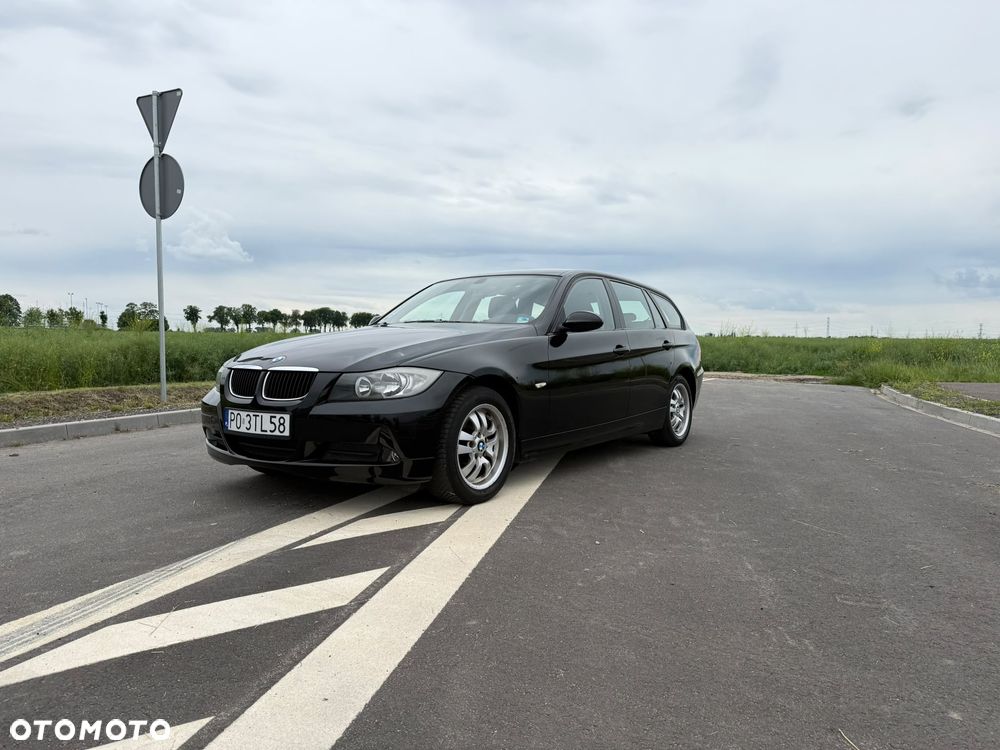 BMW Seria 3 318i - 2