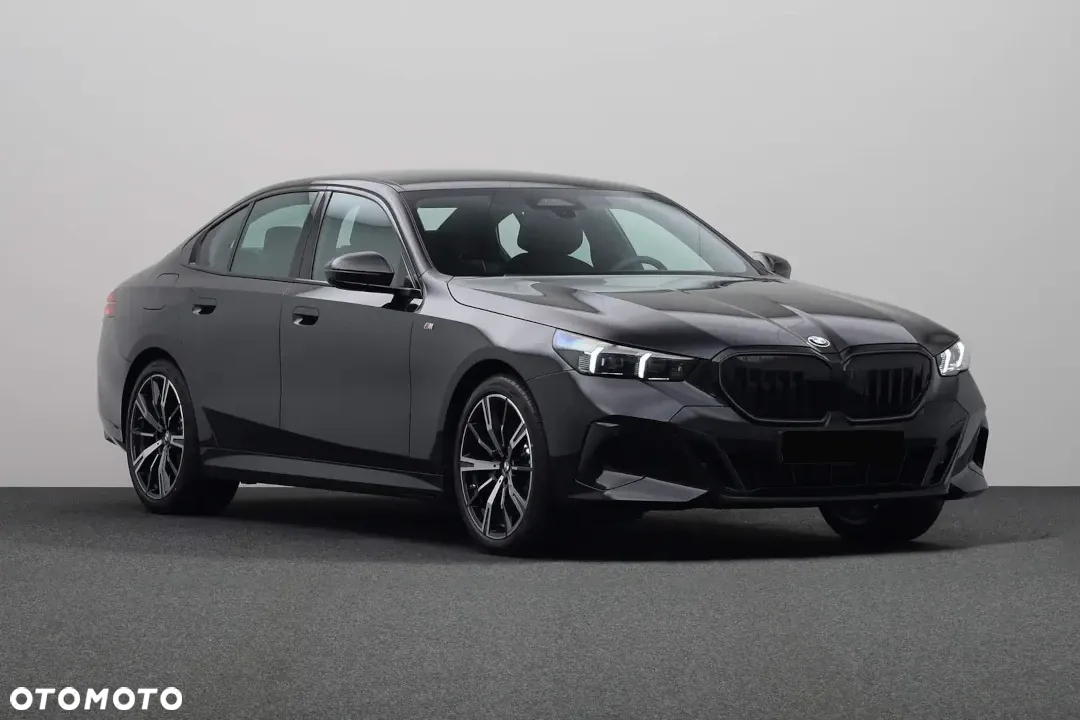 BMW Seria 5 520d xDrive mHEV M Sport - 6