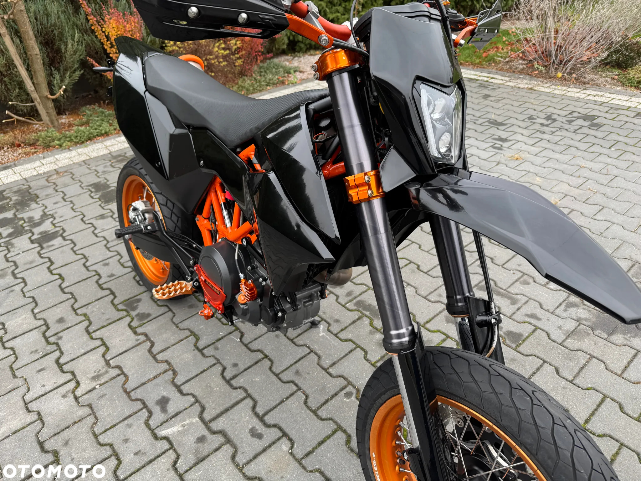 KTM SMC - 18