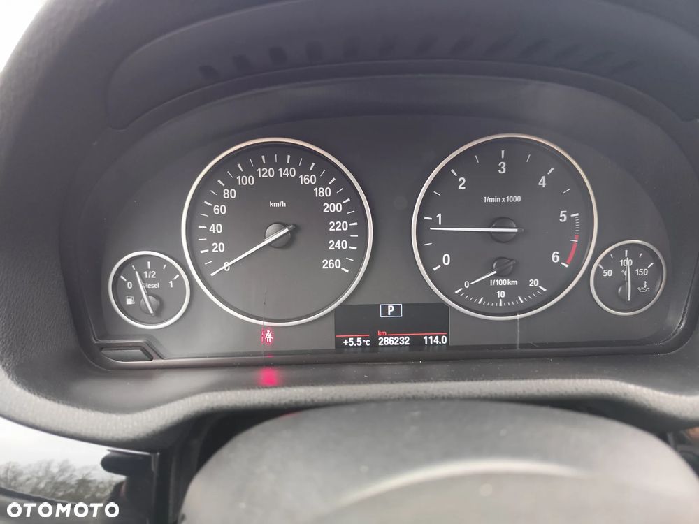 BMW X3 xDrive20d - 14