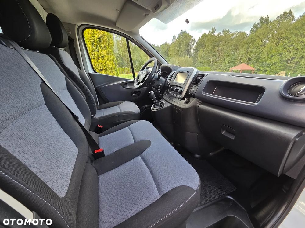 Opel Vivaro - 14