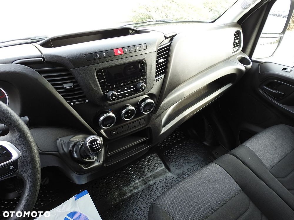 Iveco DAILY 35C16 KONTENER WINDA 8 PALET TEMPOMAT BLIŹNIACZE KOŁA KLIMATYZACJA  160KM - 33