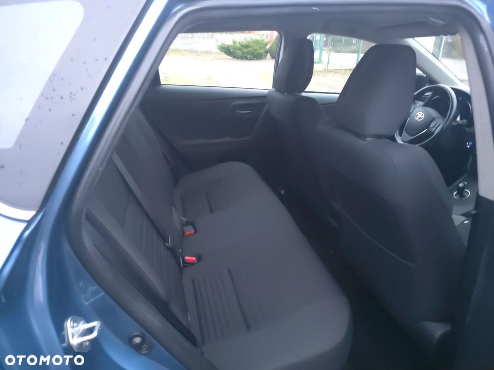 Toyota Auris Hybrid 135 Comfort - 13
