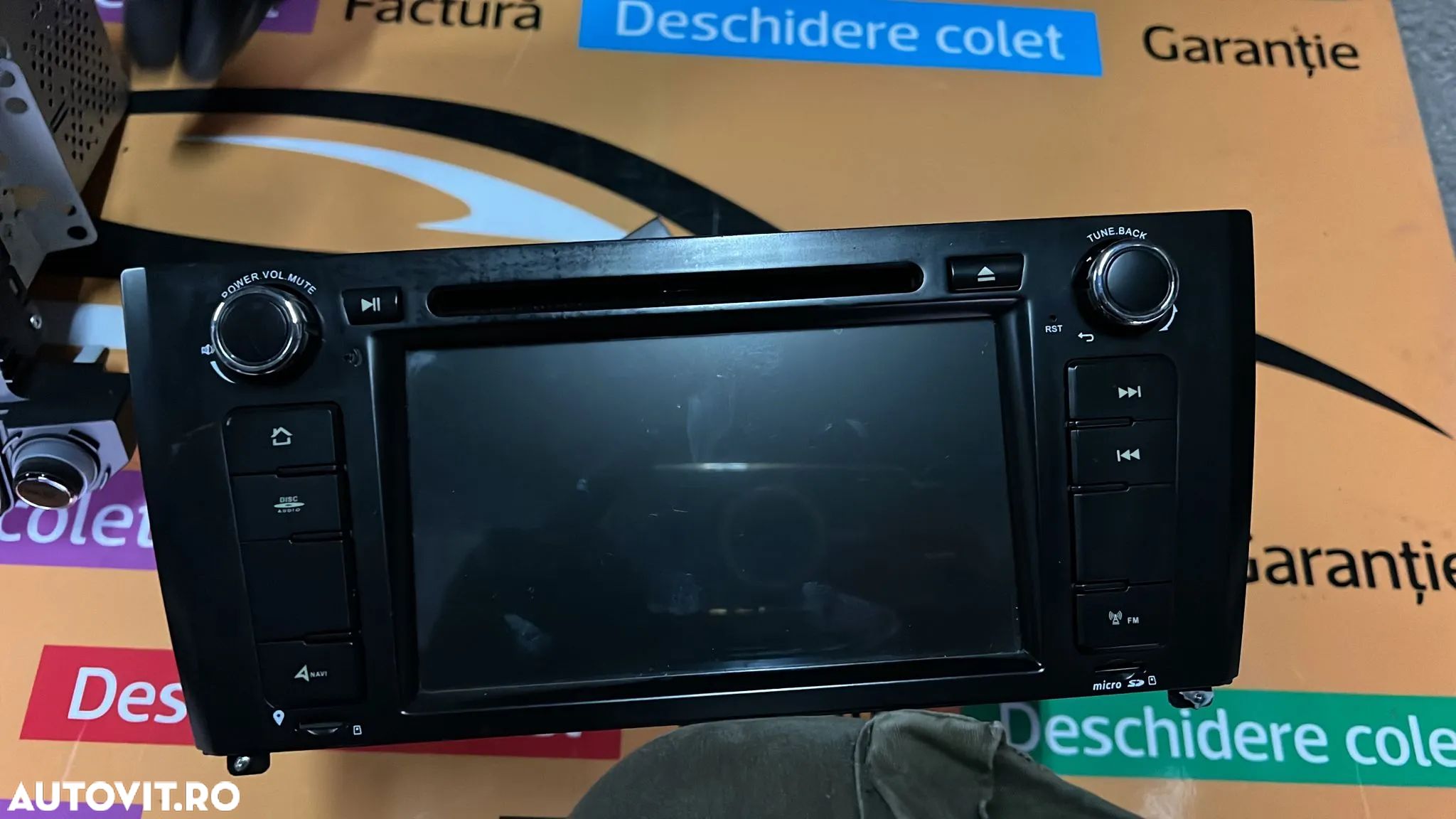 Unitate CD navigatie dedicată BMW  E87 E82 E81 - 1
