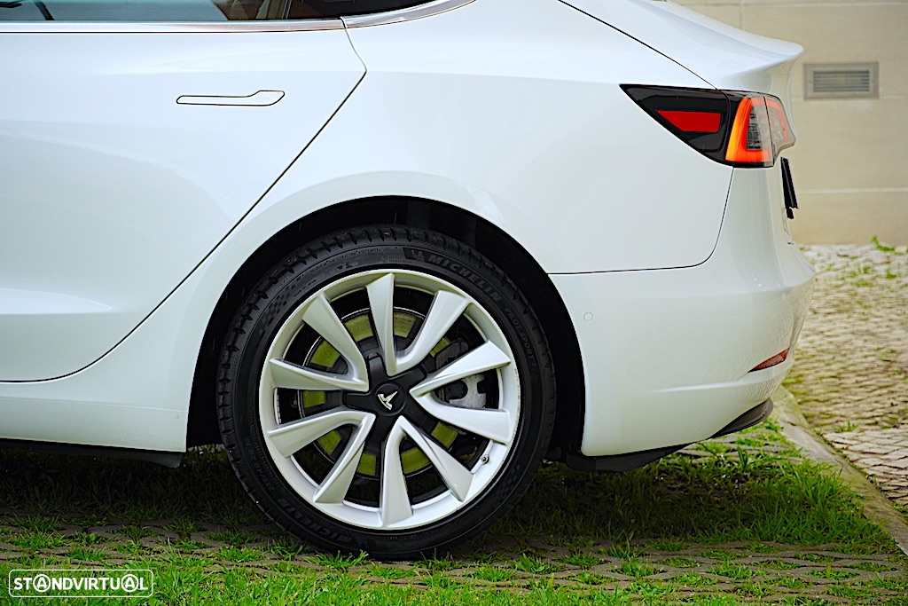Tesla Model 3 Long Range AWD Dual Motor - 5