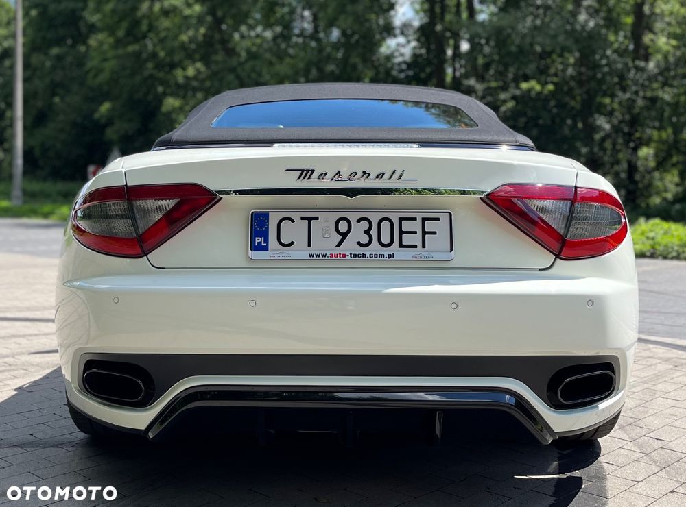 Maserati GranCabrio Sport - 9