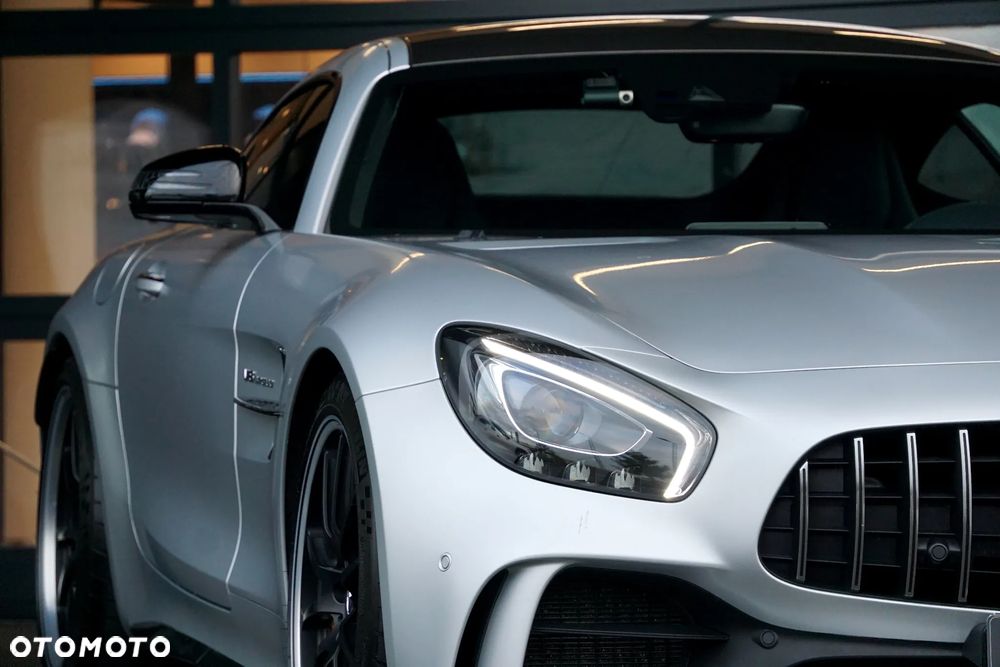 Mercedes-Benz AMG GT R - 19
