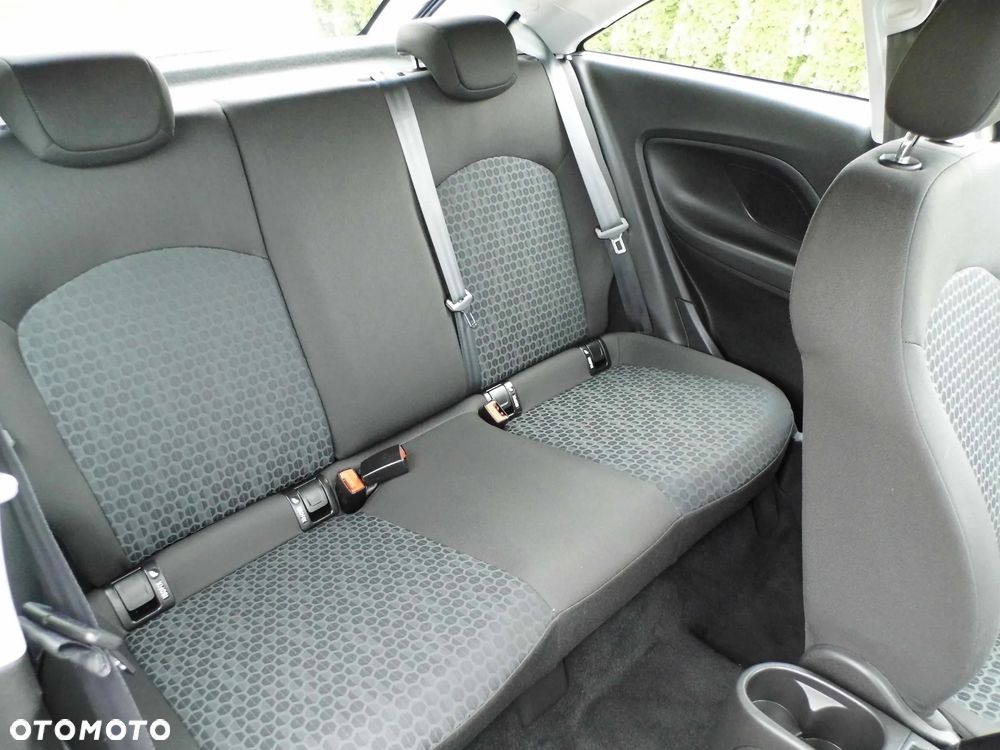 Opel Corsa - 15