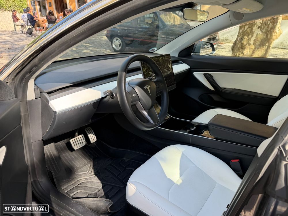 Tesla Model 3 Performance Dual Motor AWD - 19