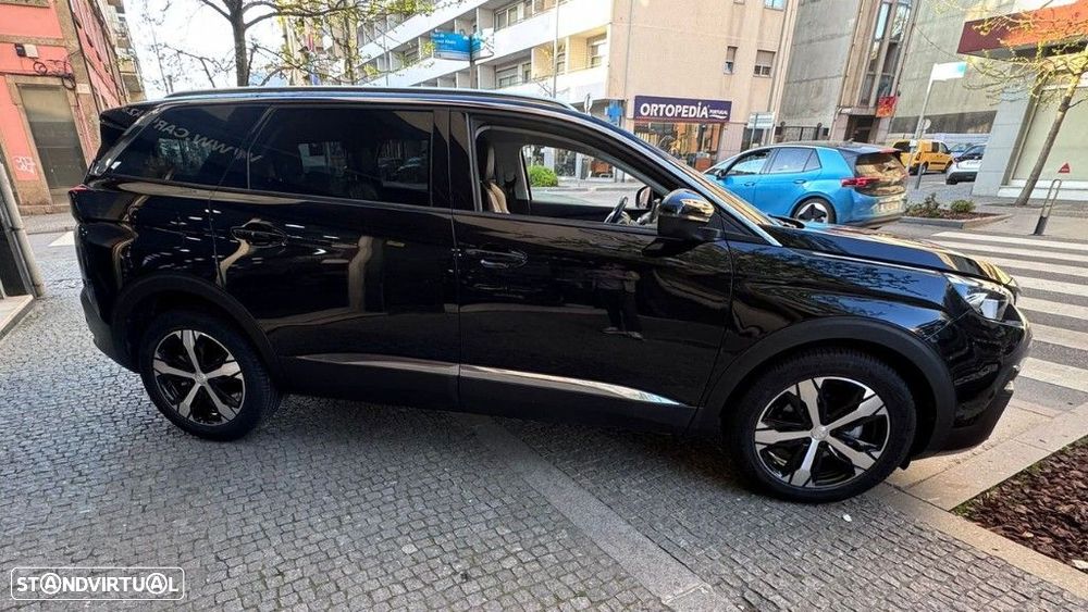 Peugeot 5008 1.5 BlueHDi Allure - 4