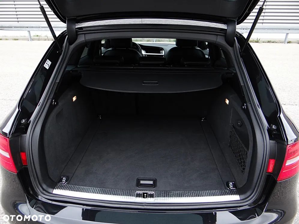 Audi A4 Avant 2.0 TDI DPF S line Sportpaket - 39