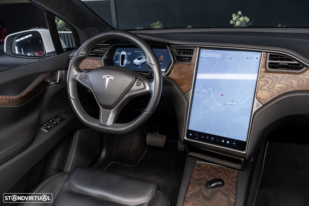 Tesla Model X Long Range - 14