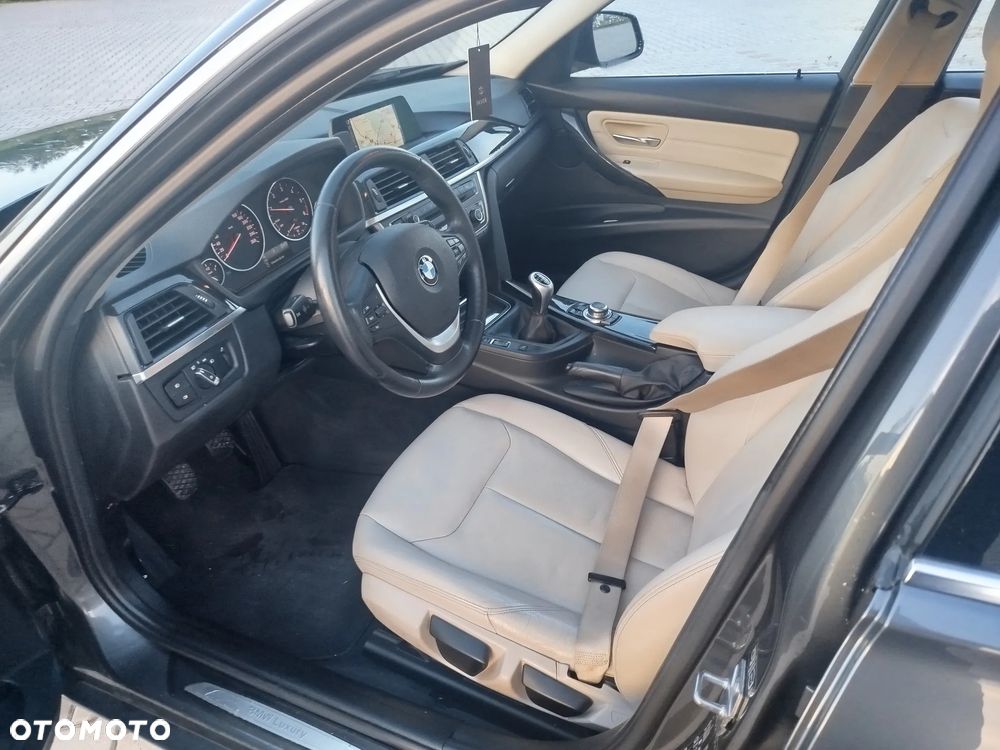 BMW Seria 3 318d Blue Performance Luxury Line - 7