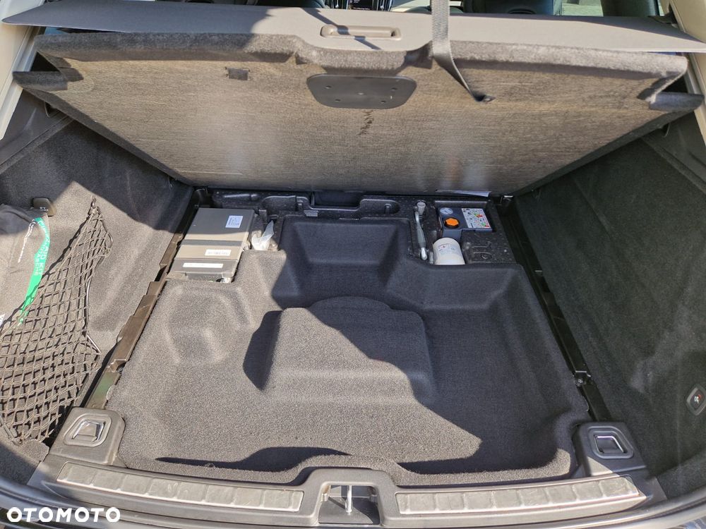 Volvo XC 60 B4 D Inscription - 37