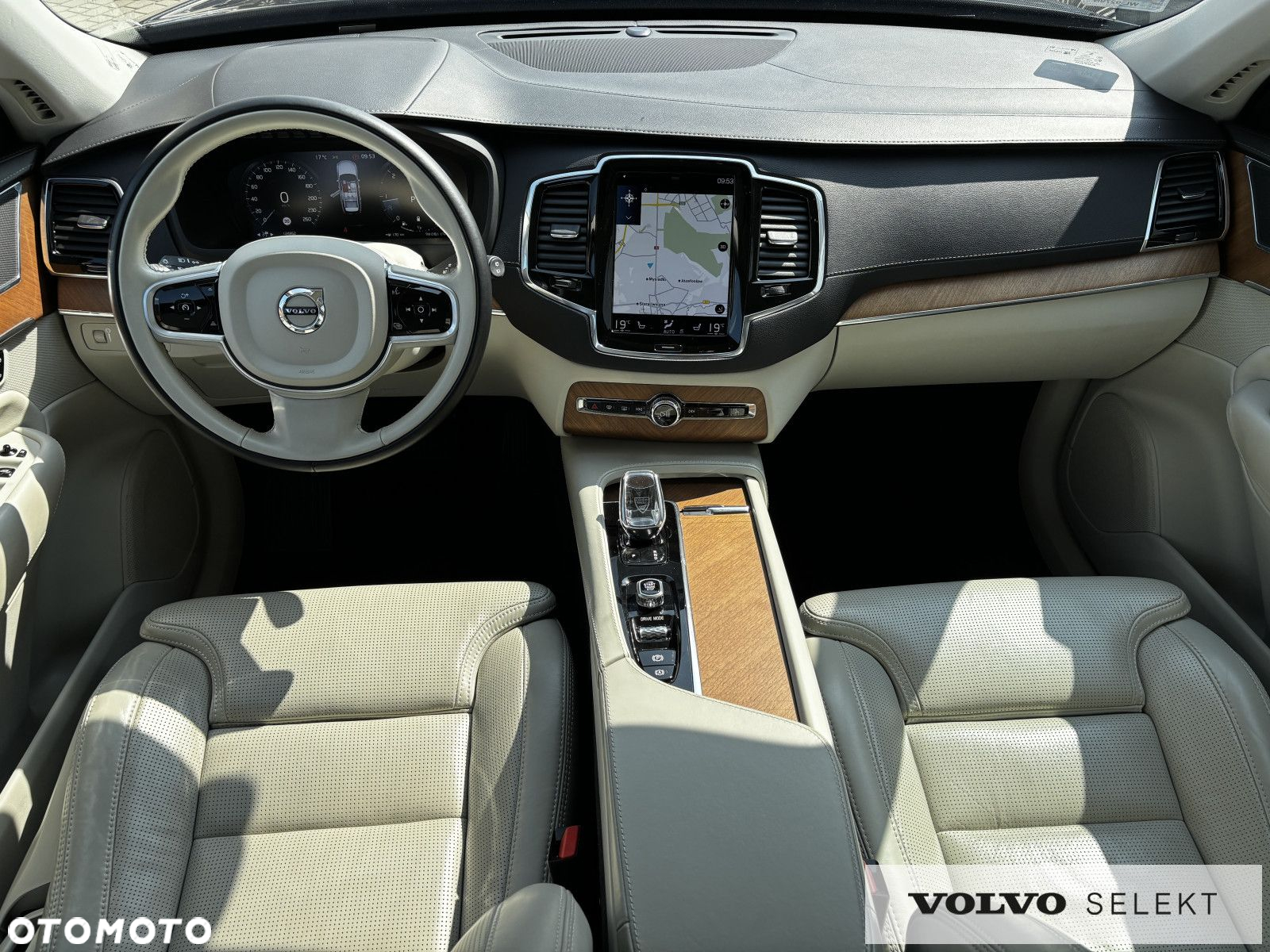 Volvo XC 90 - 12