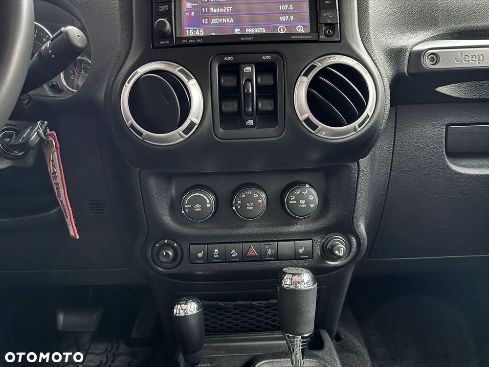 Jeep Wrangler - 27