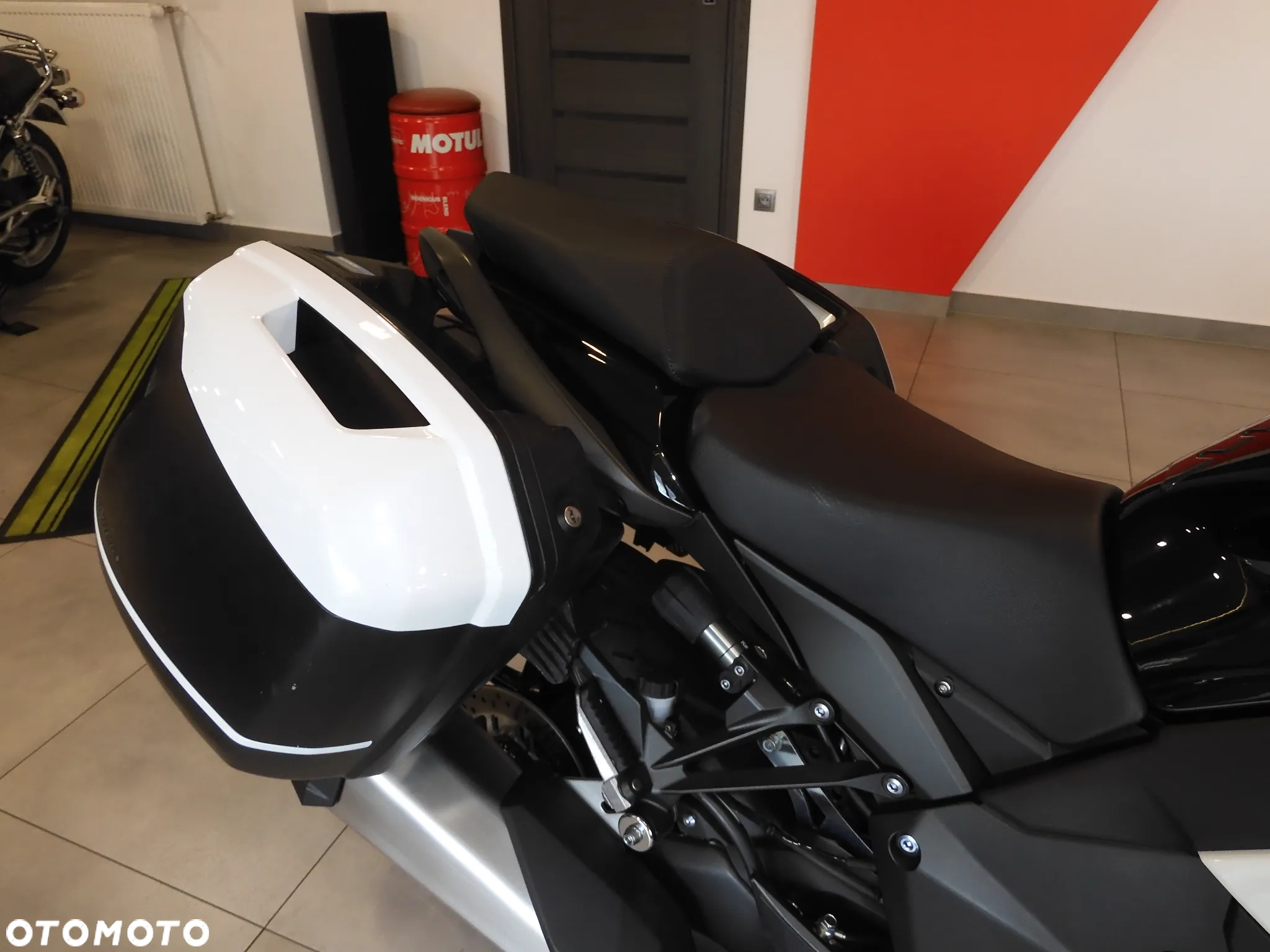 Kawasaki Ninja 1000 SX - 37