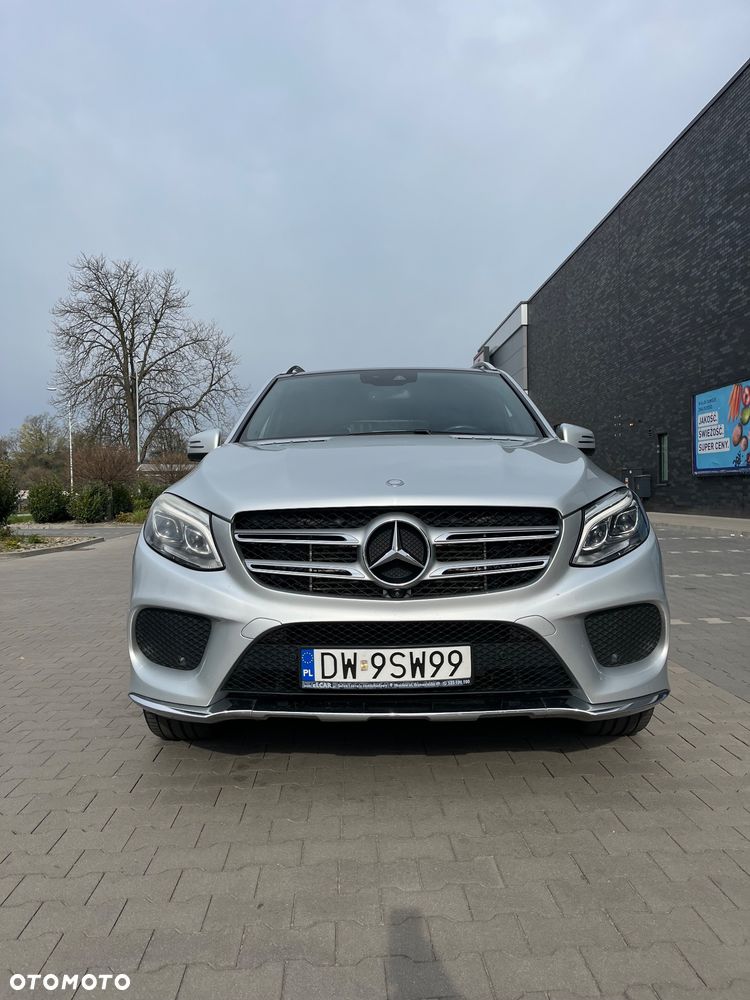 Mercedes-Benz GLE 350 d 4-Matic - 12