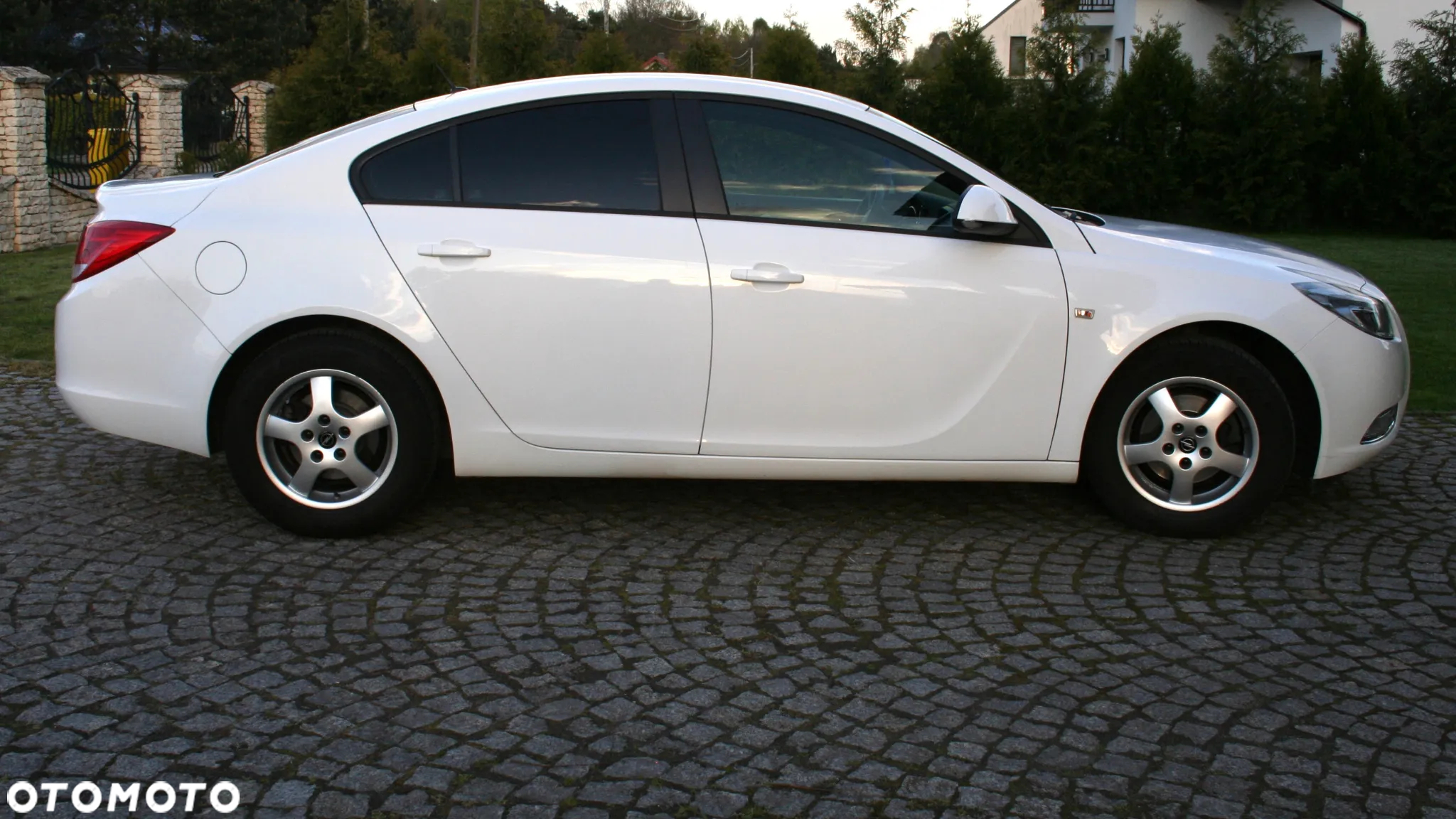 Opel Insignia 1.6 - 18