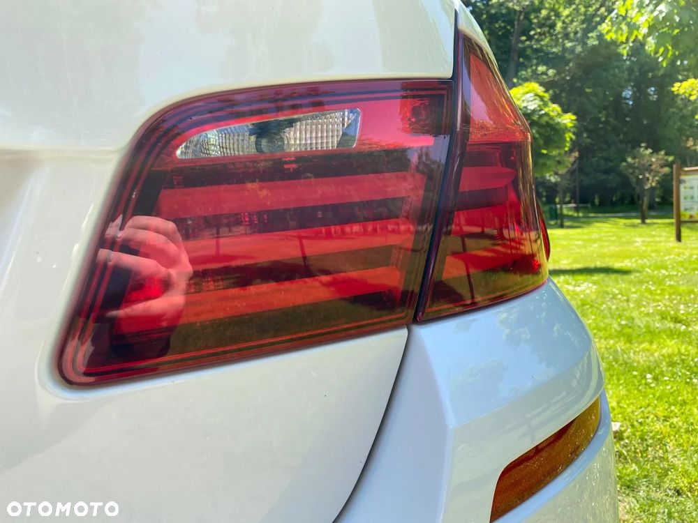 BMW Seria 5 528i xDrive - 30