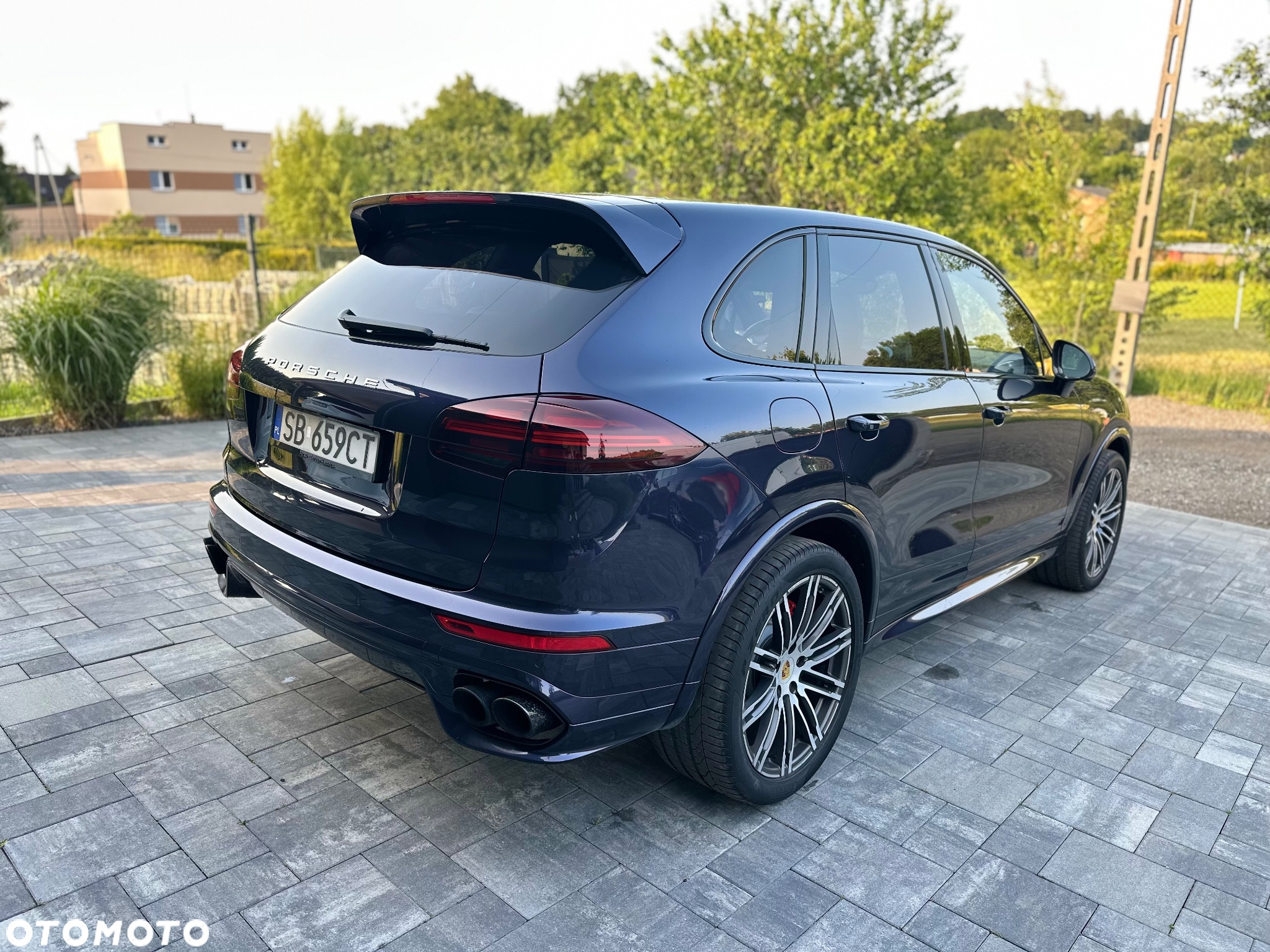 Porsche Cayenne Turbo - 17