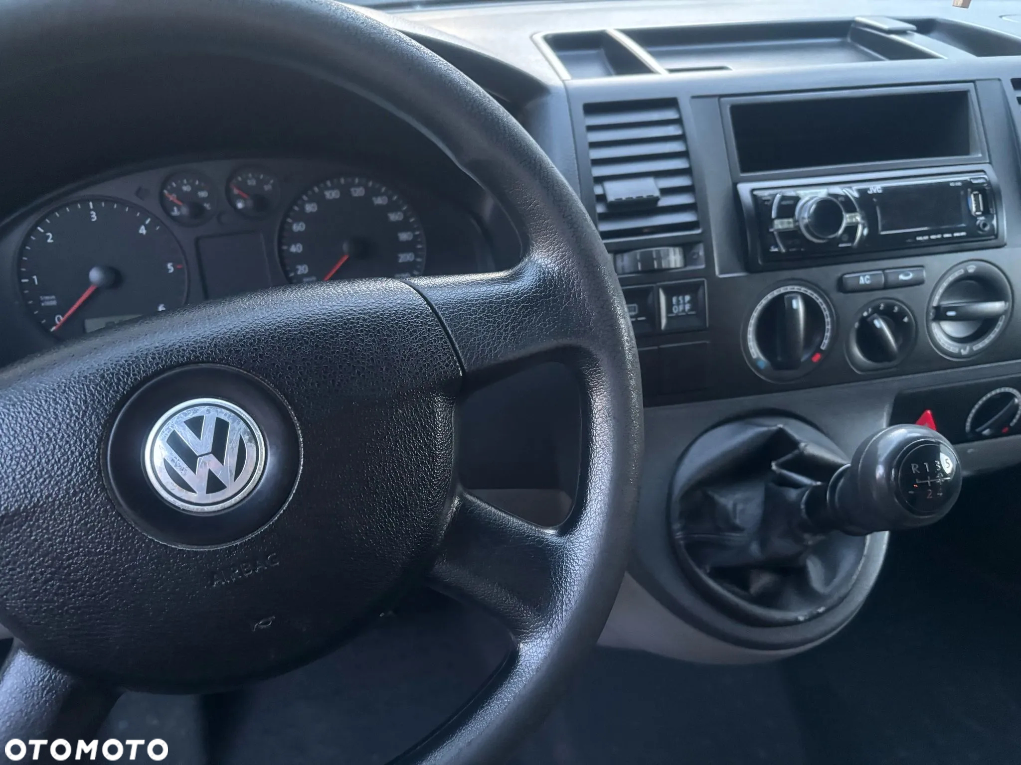 Volkswagen Caravelle TDI L1 Trendline - 10